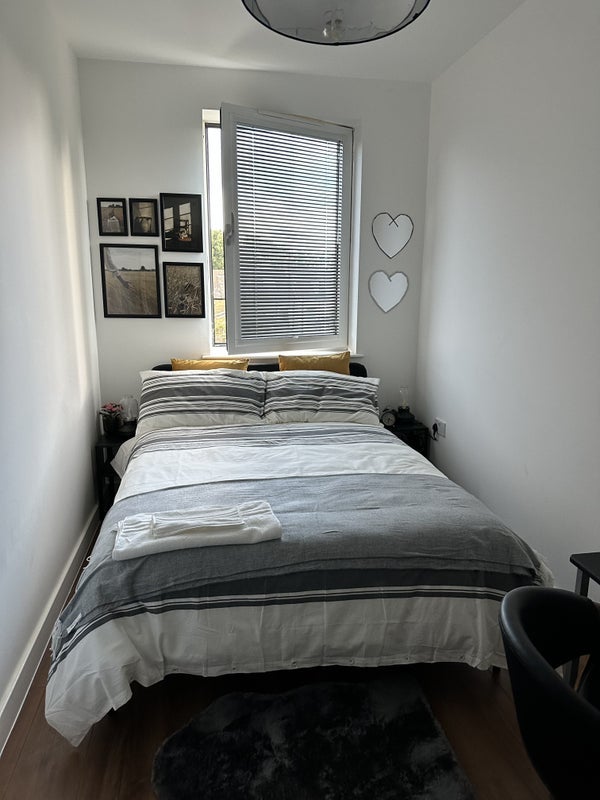 Room Bathurst Square in Greater London