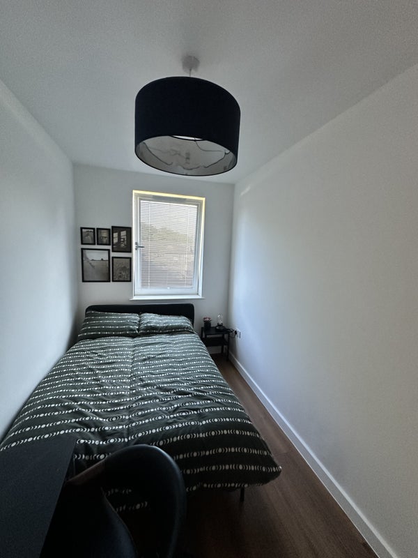 Room Bathurst Square in Greater London