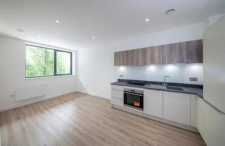Flat Ashwood Way in Basingstoke and Deane