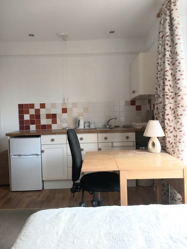 Room High Street in Saltford