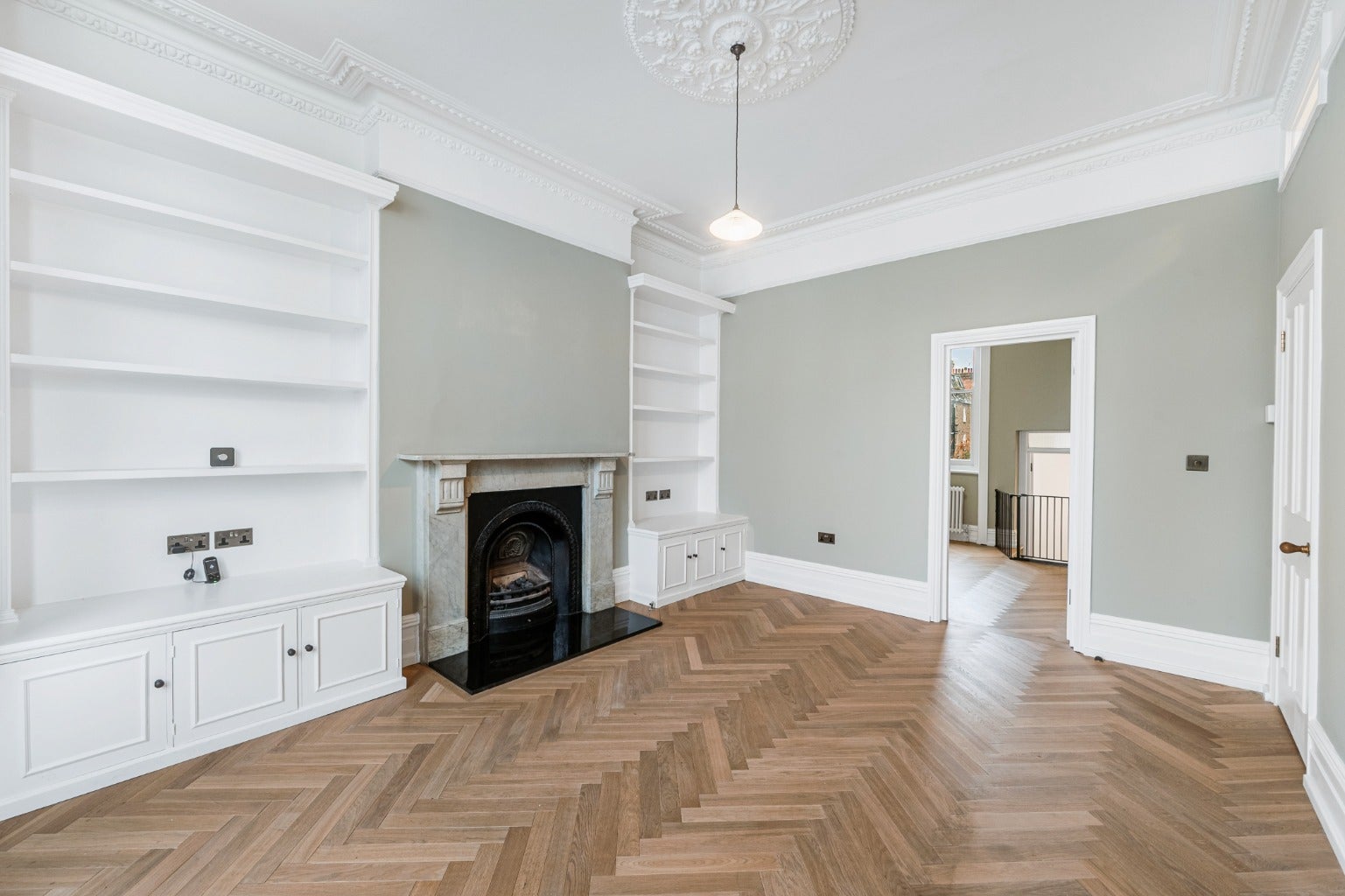 Flat Comeragh Road in Greater London