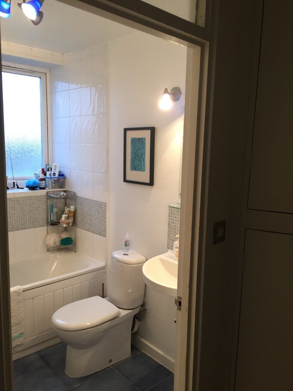 Room Kersfield Road in Greater London