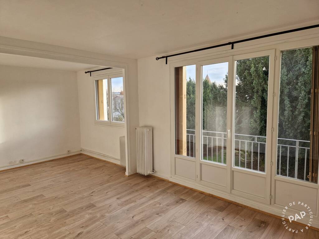 Flat Chemin de la Vallée in Roissy-en-France