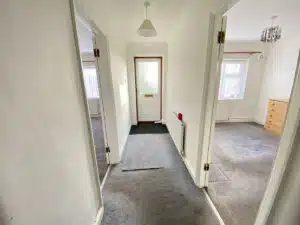Flat Glebe Road in London