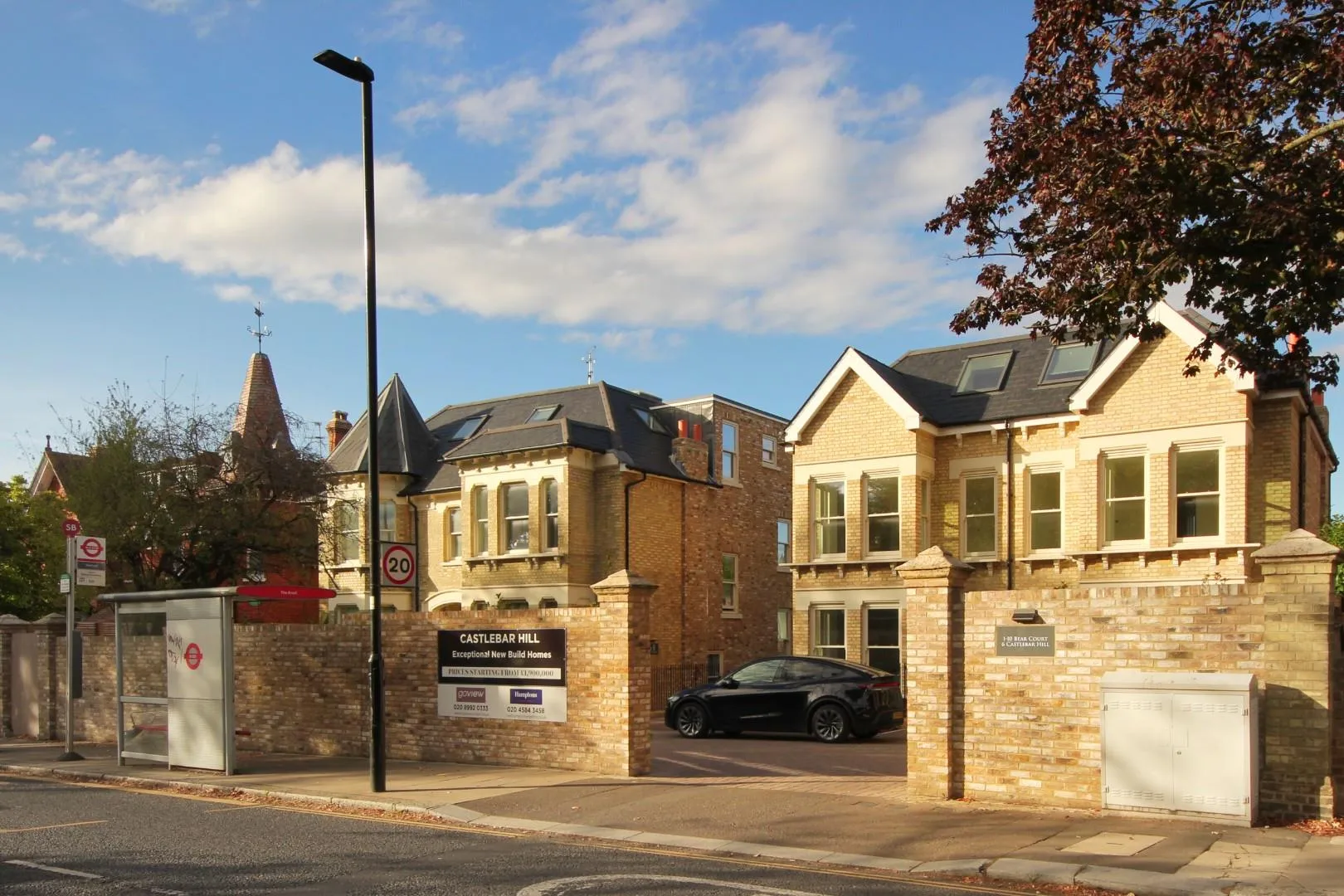 Flat Castlebar Hill in Greater London
