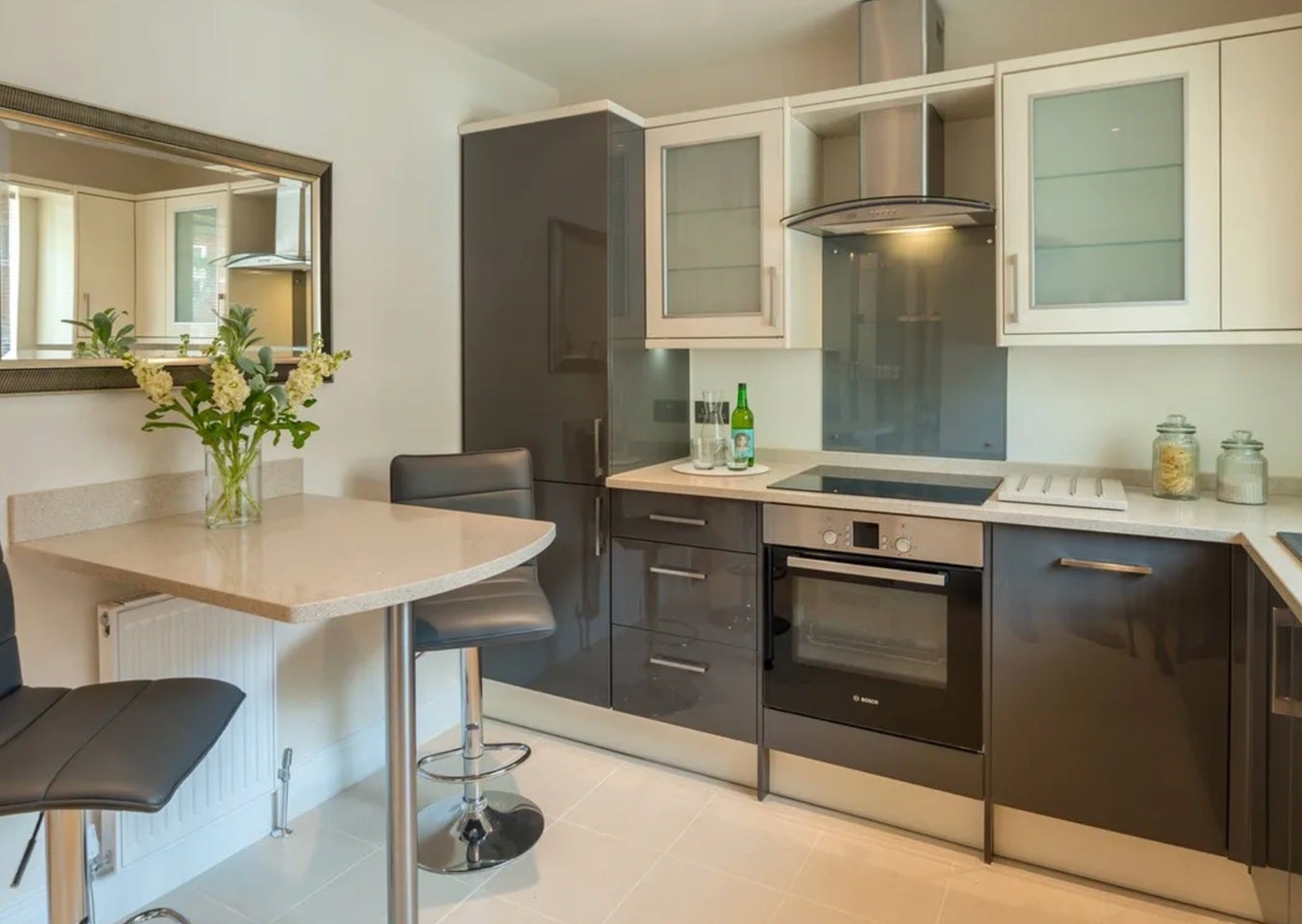 House Arnott Close in Greater London