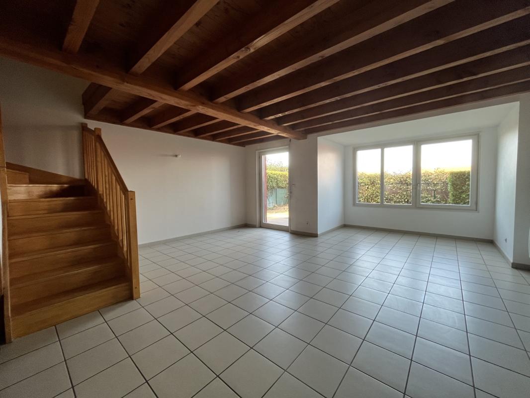 Appartement Rue Roche Bâtie à Thizy-les-Bourgs