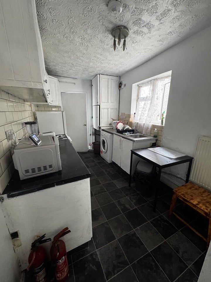 Room Moorhill Street in Bristol