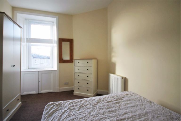 Flat Millar Place in City of Edinburgh