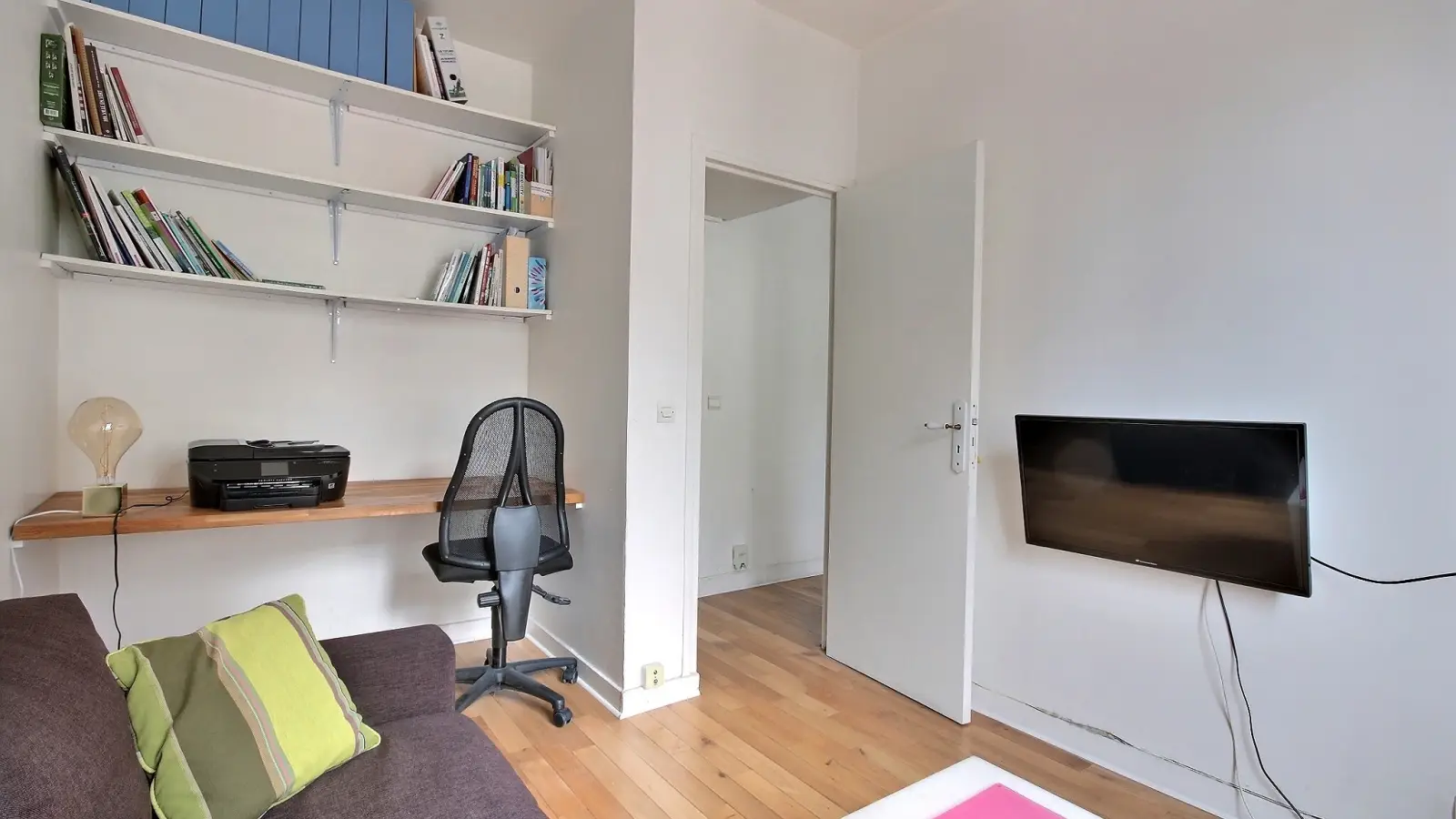 Flat Rue Gustave Rouanet in Paris