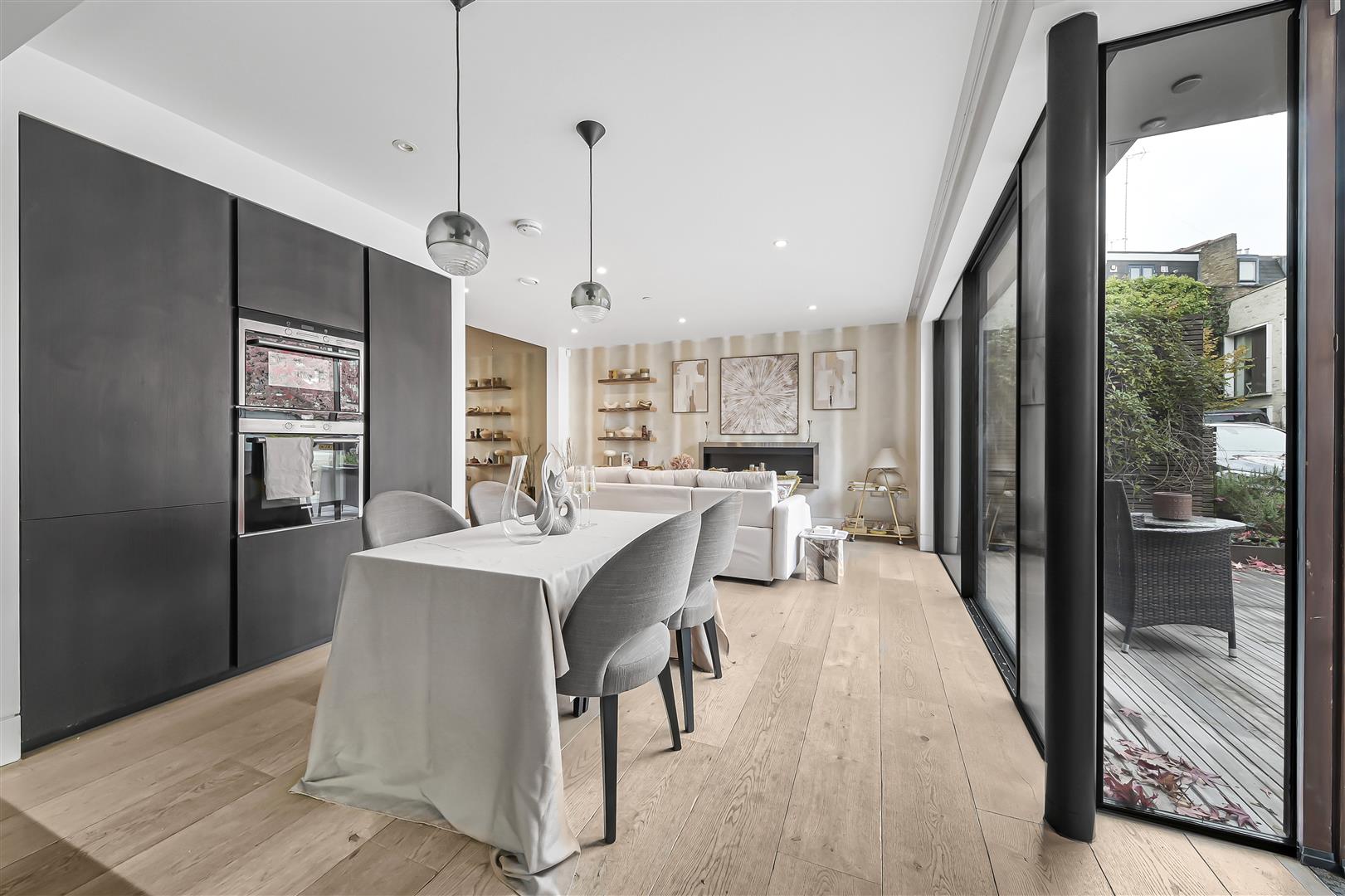 House Neeld Place in City of Westminster