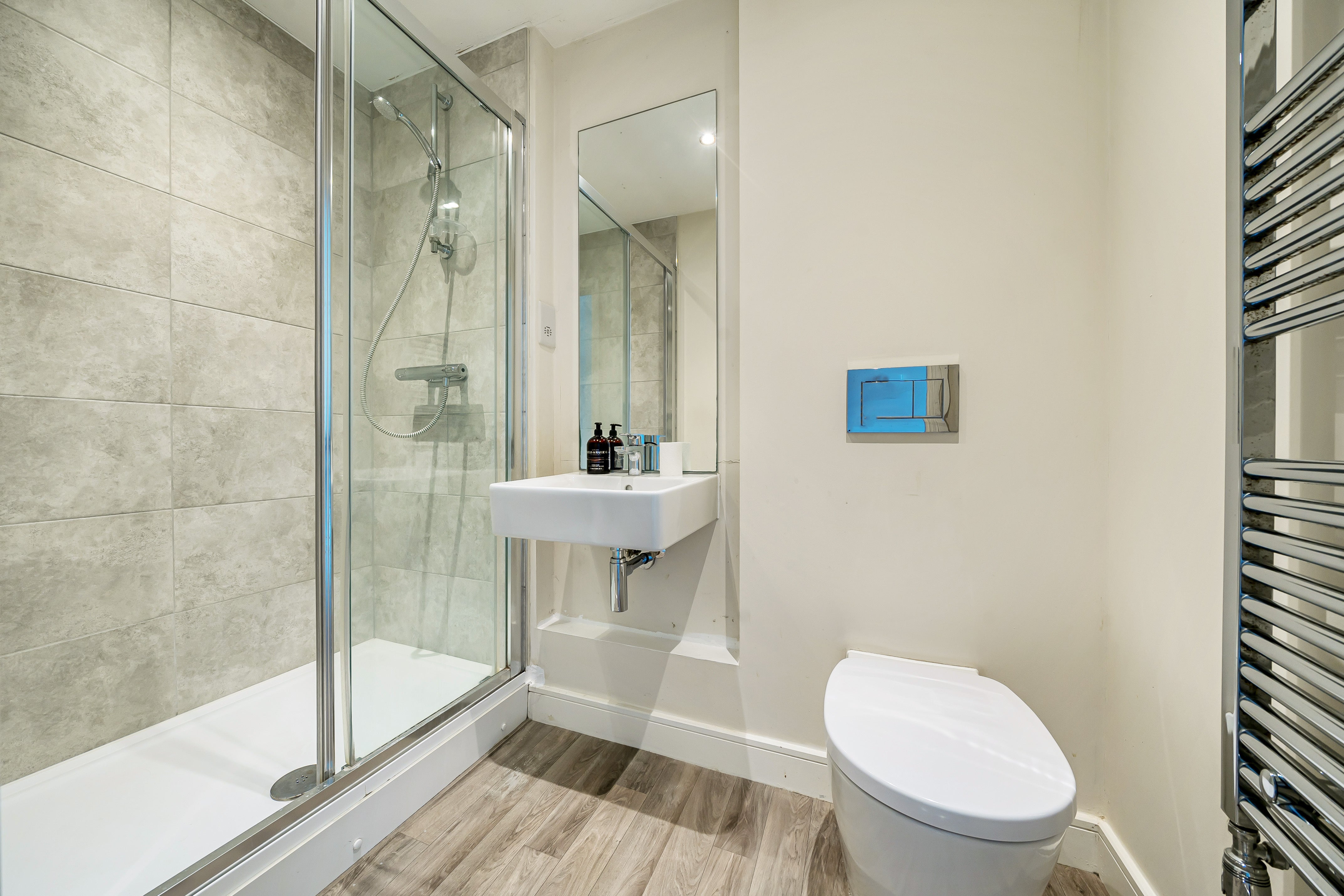 Flat Vicus Way in Maidenhead