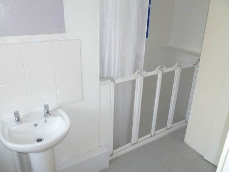 Flat Ashgrove in Pontyberem