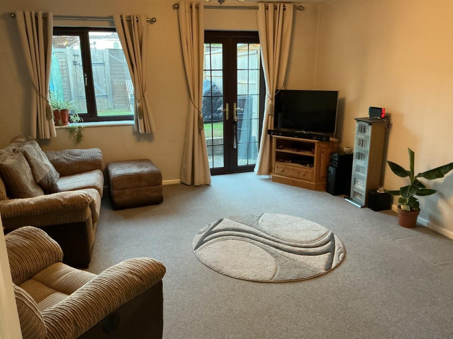 House Rosebery Close in Verwood