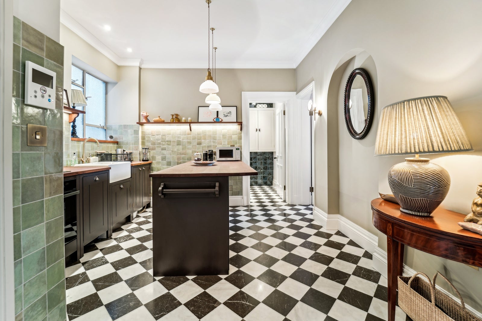 Flat Ennismore Gardens in City of Westminster