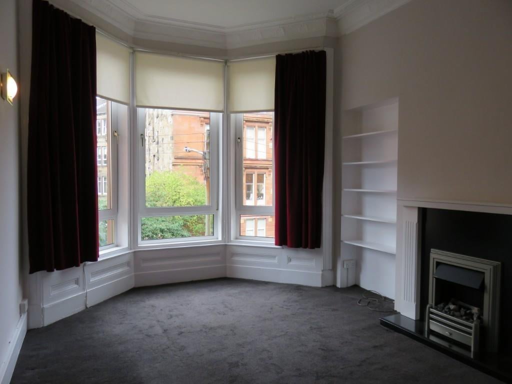 Flat Cathcart Road in Glasgow