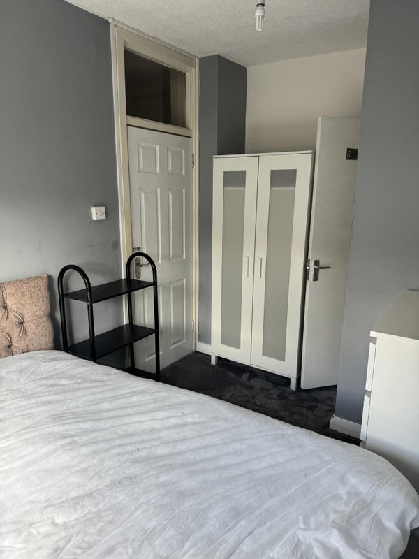 Room Neptune Street in Greater London