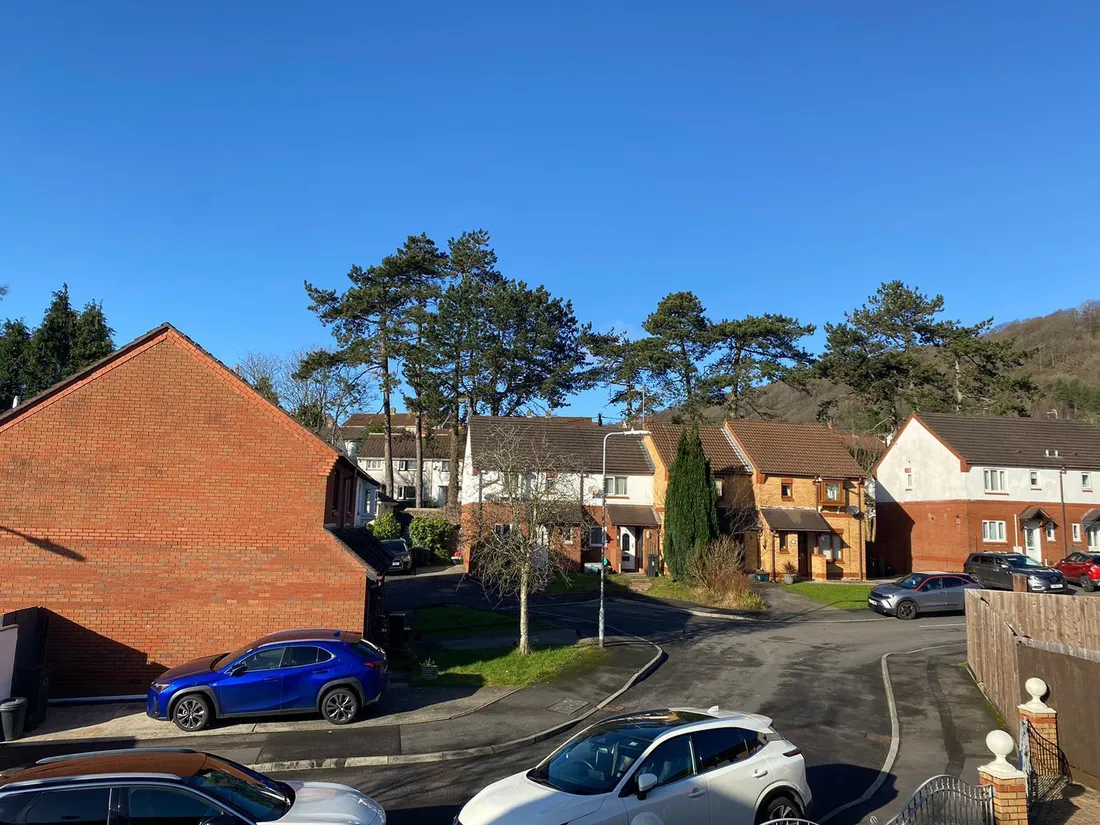 House Sycamore Court in Baglan
