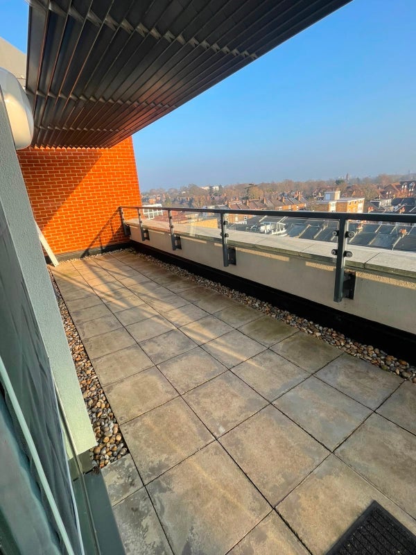 Room Uxbridge Road in Greater London