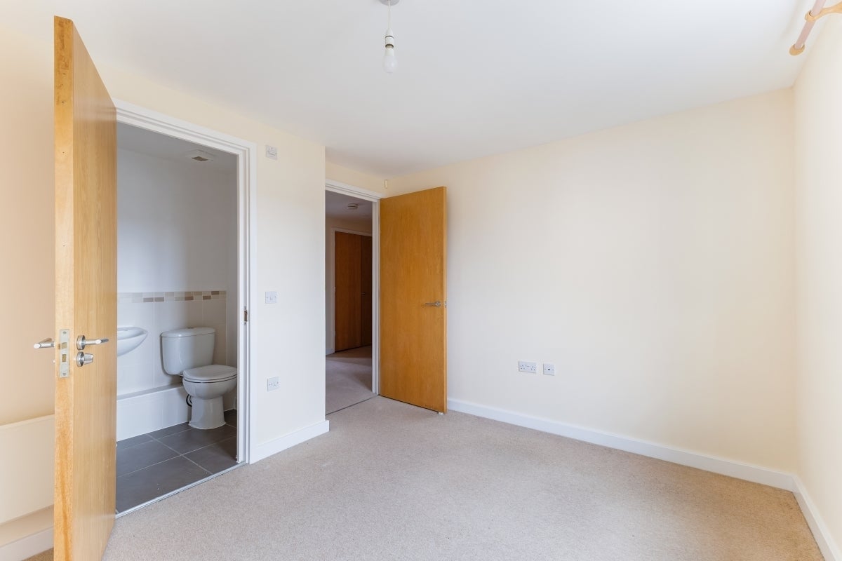Flat Tadros Court in High Wycombe Community Board