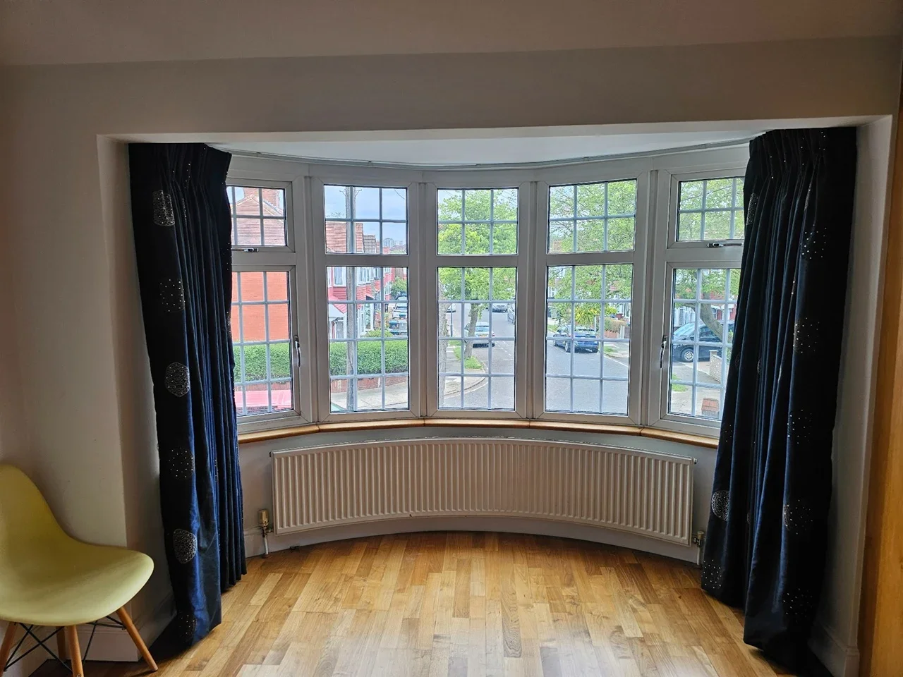 Room Lancelot Crescent in Greater London