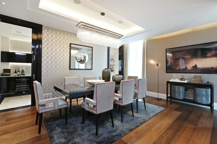 Flat Wilton Row in City of Westminster