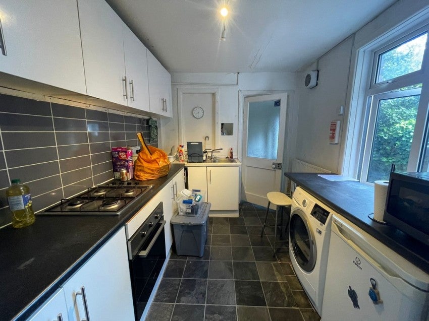 Room Arnold Road in Southampton