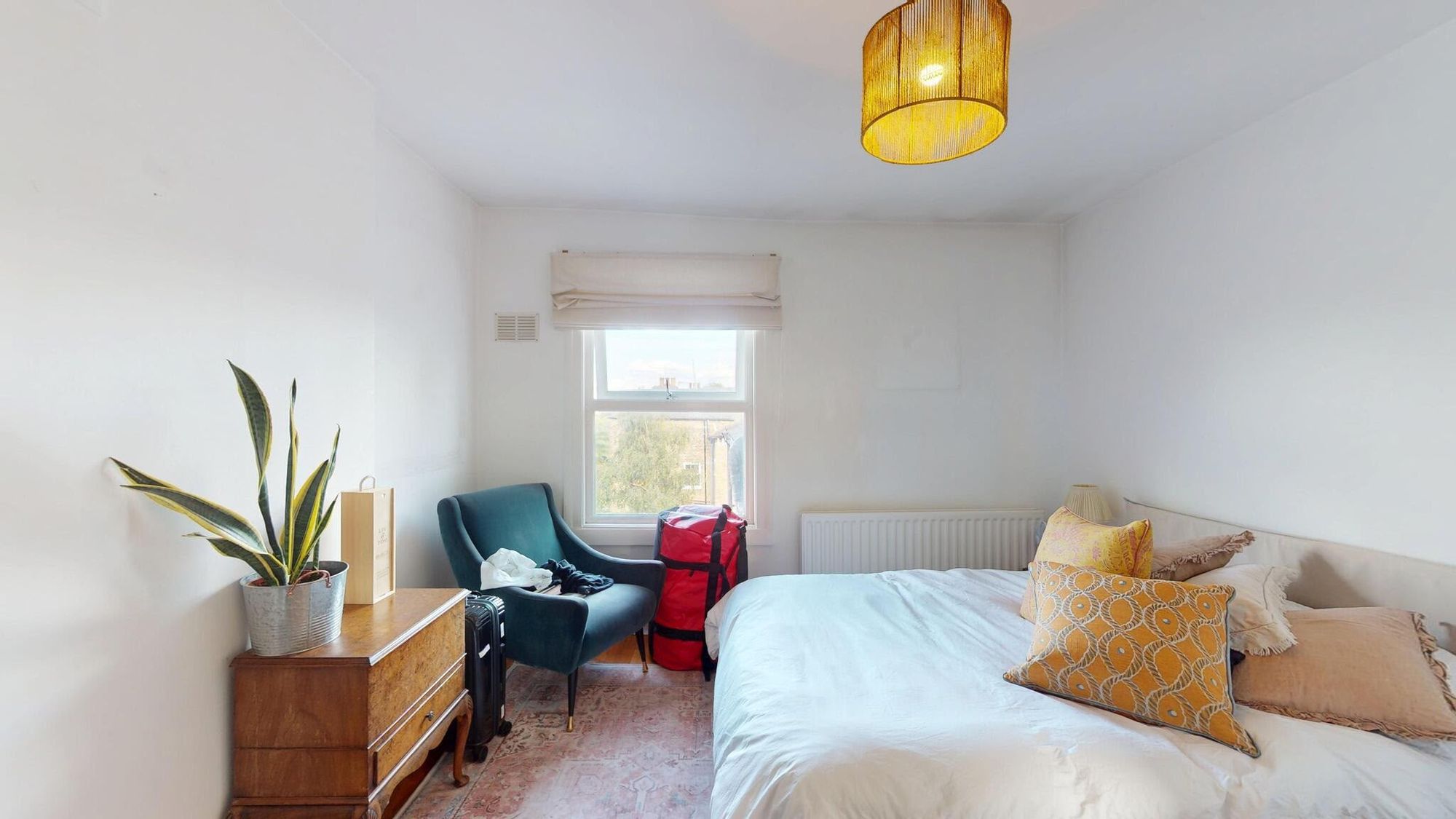 Flat Oakhurst Grove in Greater London