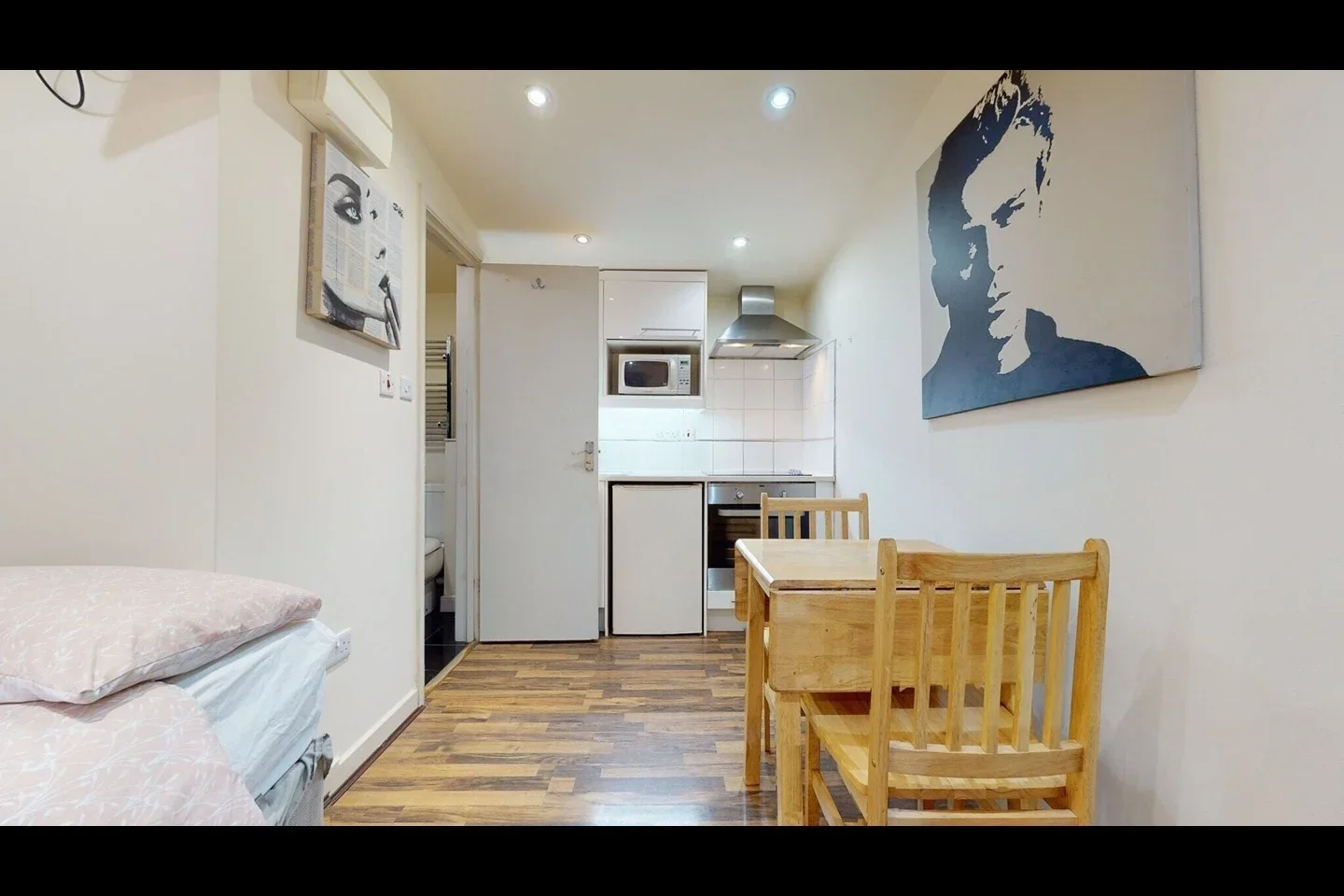 Room Chatsworth Road in Greater London