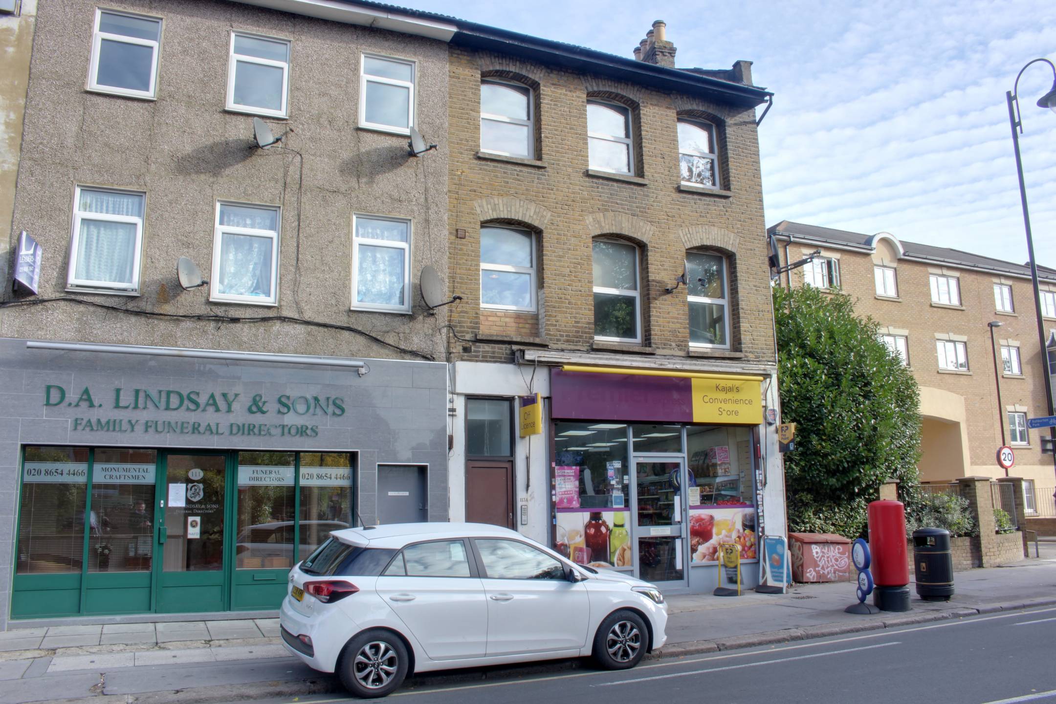 Flat Lower Addiscombe Road in Greater London