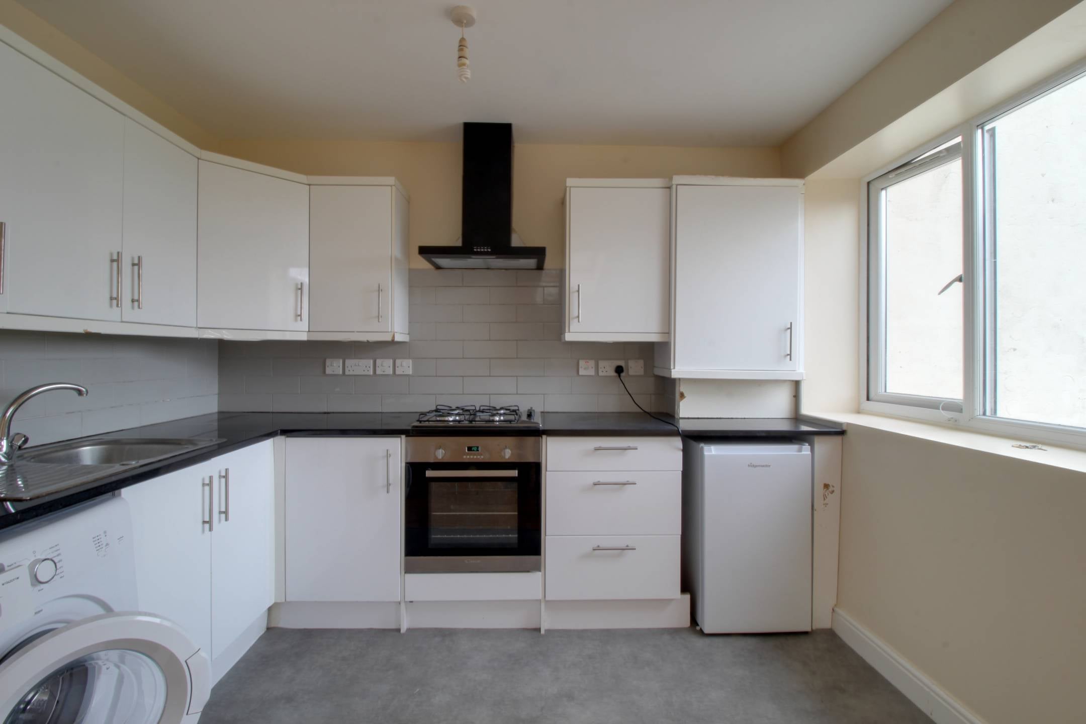 Flat Lower Addiscombe Road in Greater London