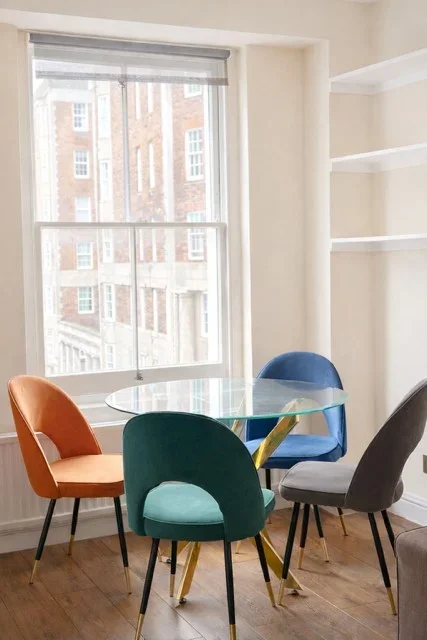 Flat Queensway in City of Westminster