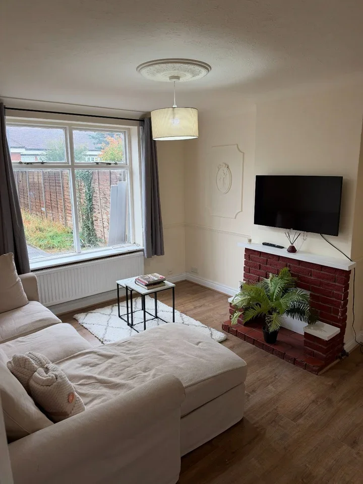 House Sterry Road in Greater London