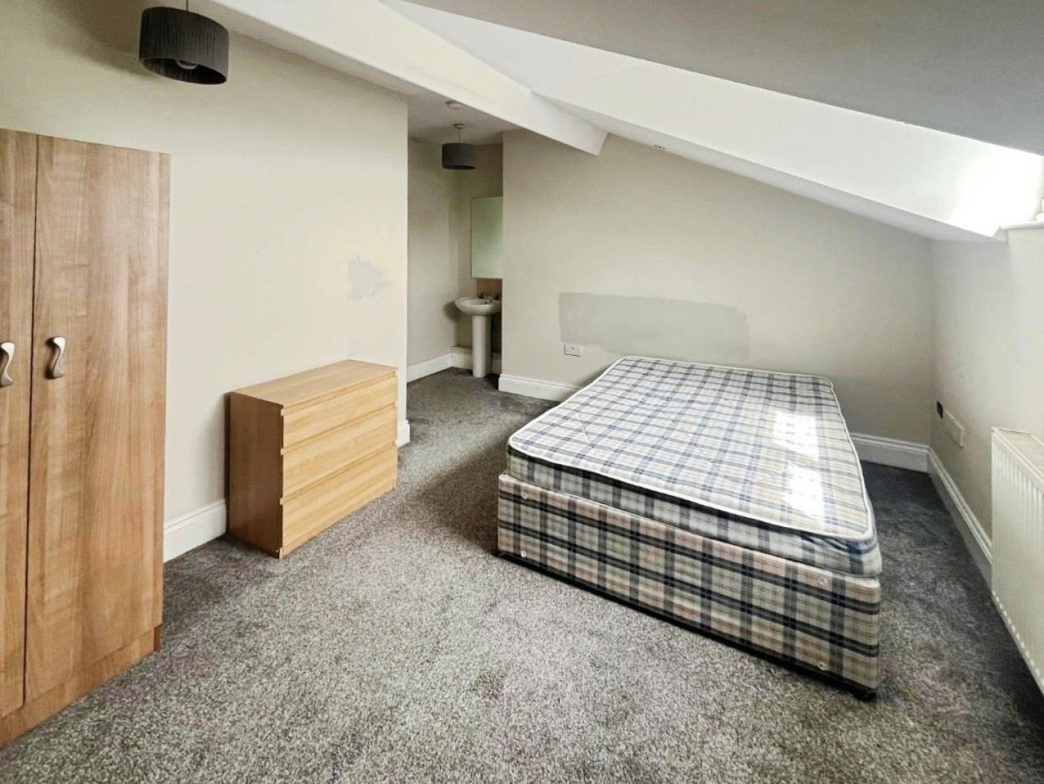 Flat Huskisson Street in Liverpool