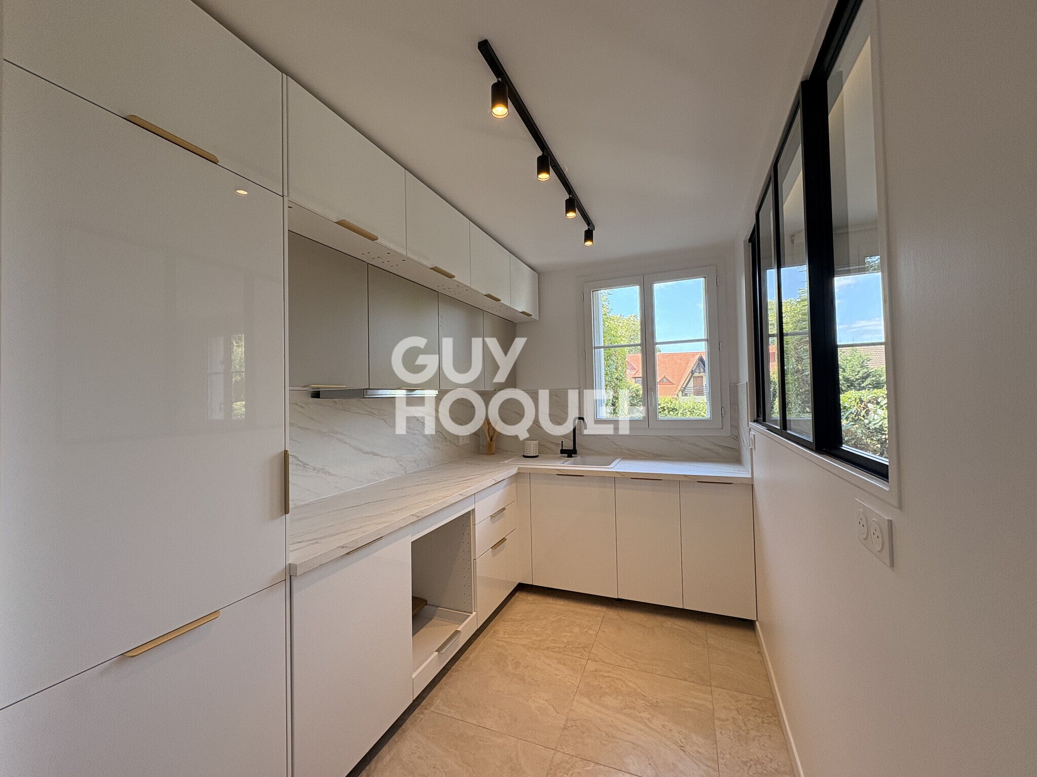 Flat Avenue André Rouy in Villiers-sur-Marne