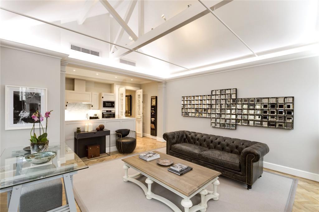 Flat North Audley Street in City of Westminster
