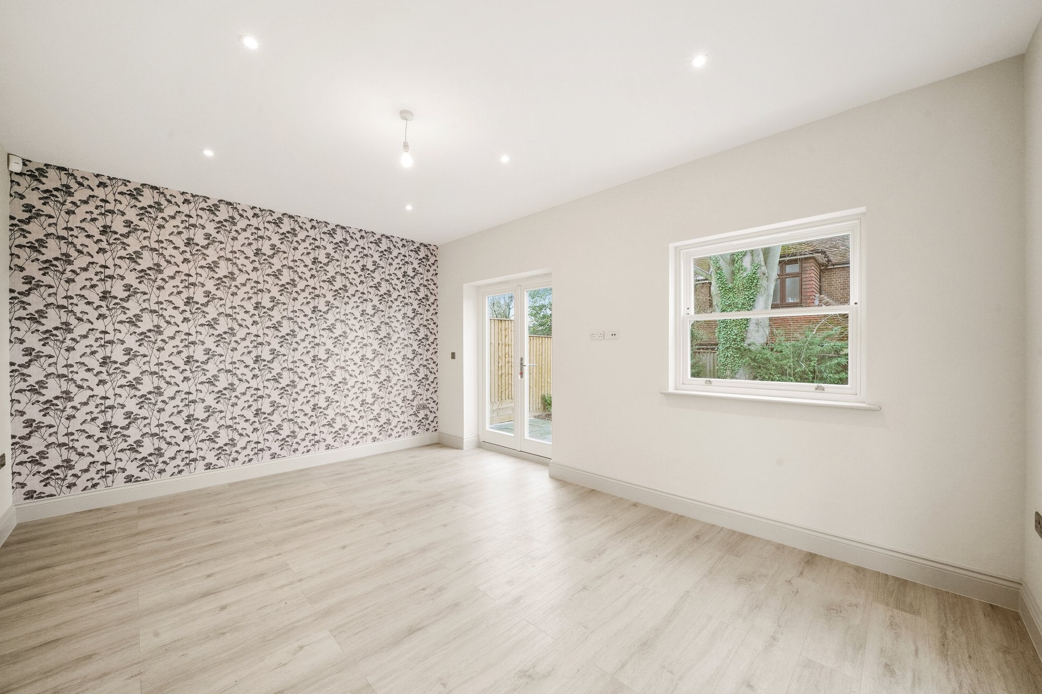 Flat Riefield Road in Greater London