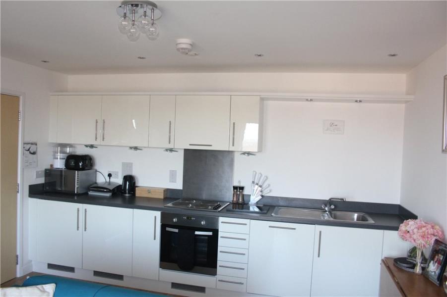 Flat Guildford Road in Woking