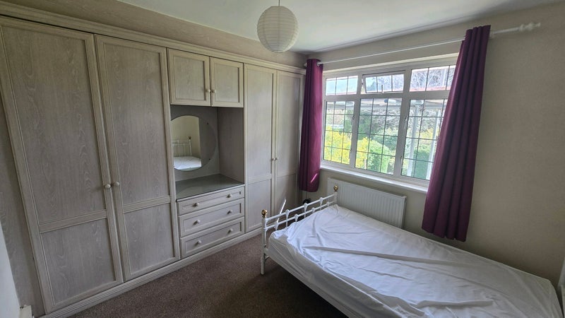 Room Crown Lane in Burnham