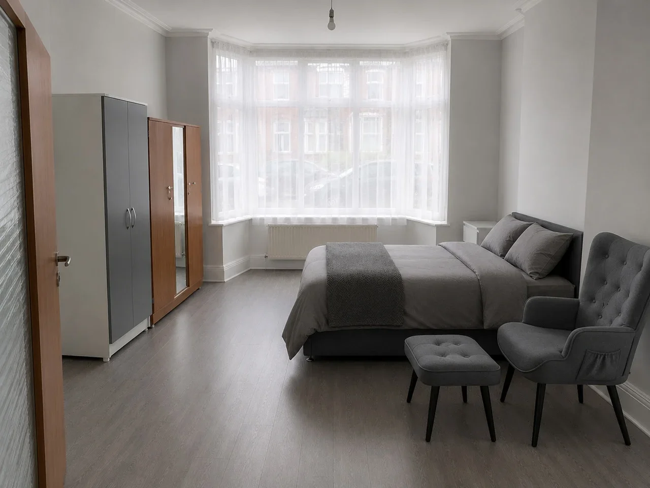 Room Edwards Road in Birmingham
