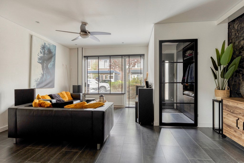 Tussenwoning te koop: Botter 12, Maassluis