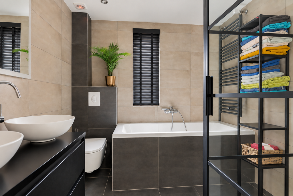 Tussenwoning te koop: Botter 12, Maassluis