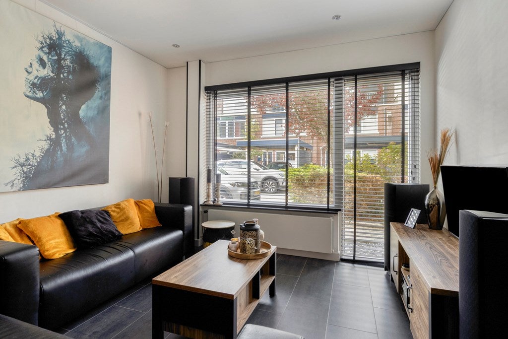Tussenwoning te koop: Botter 12, Maassluis