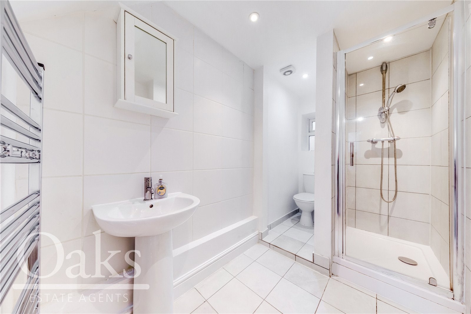 Flat Lower Addiscombe Road in Greater London