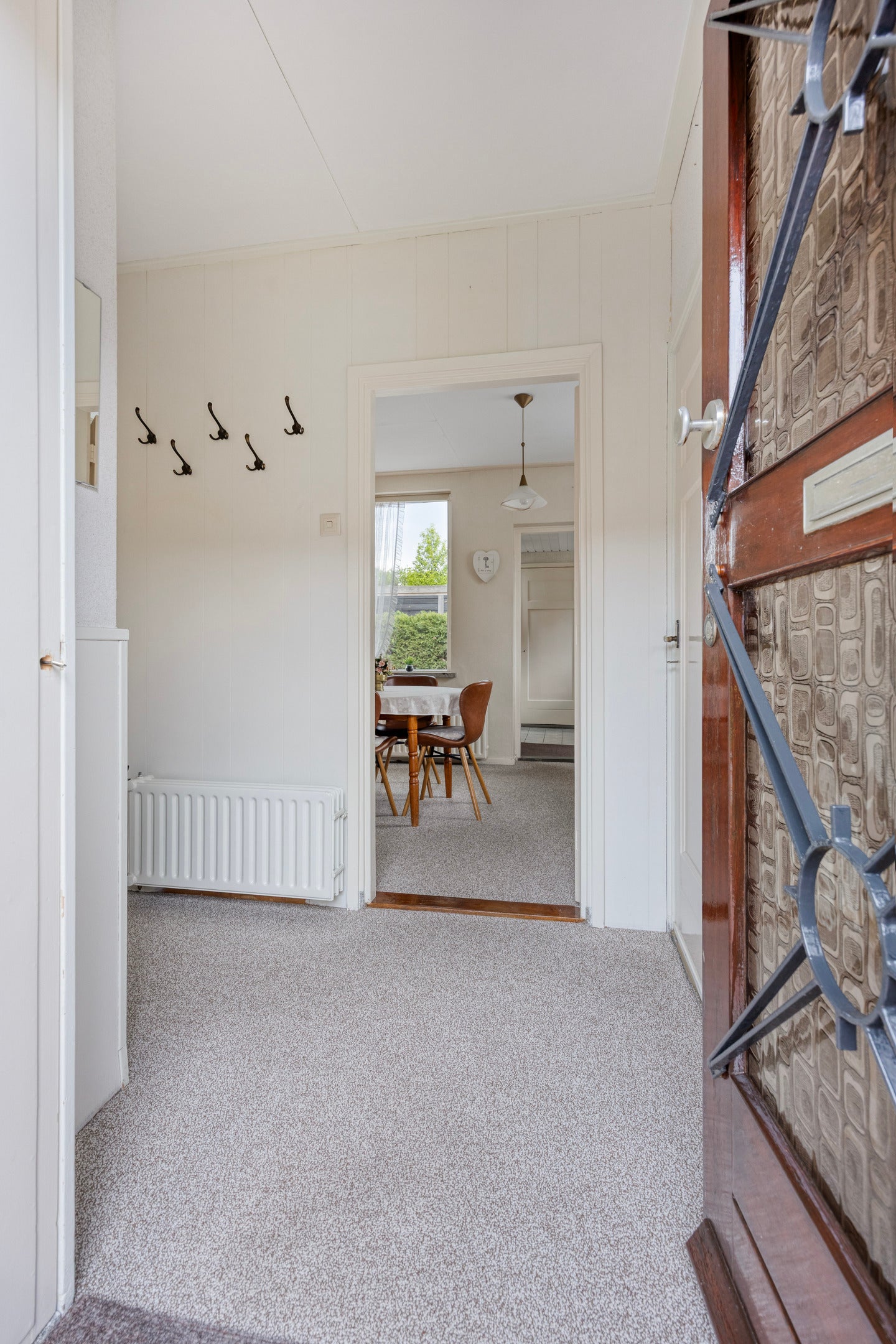 Twee-onder-één-kap te koop: Willemstraat 24, Zuidland