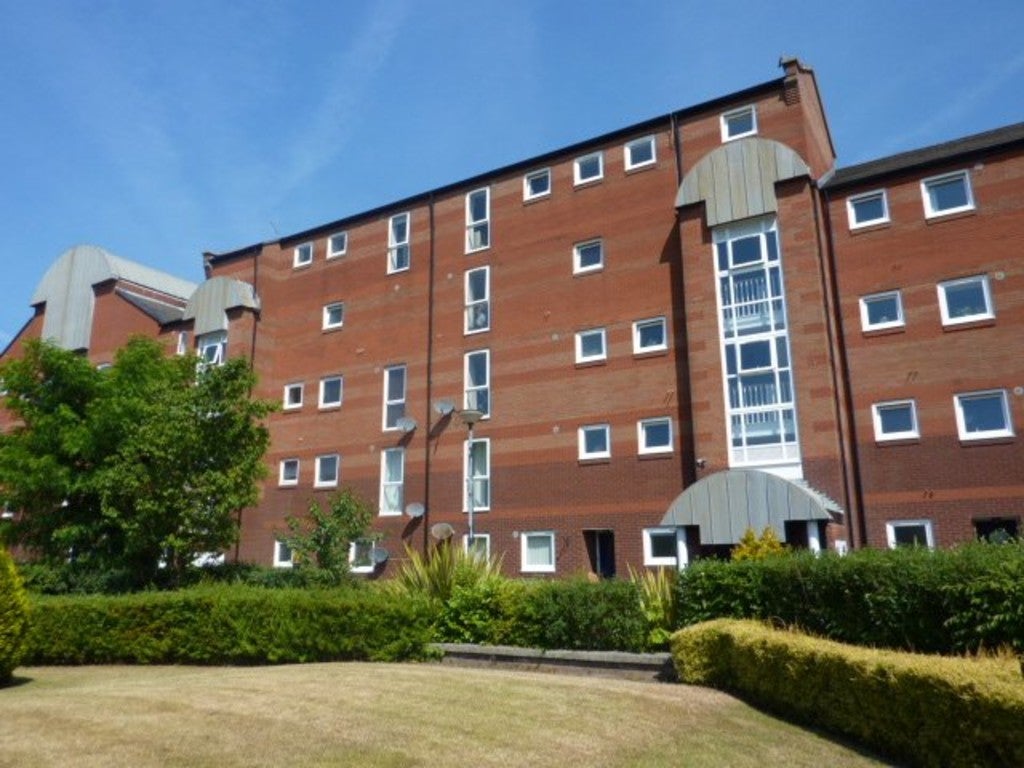 Flat Guild Wheel in Preston