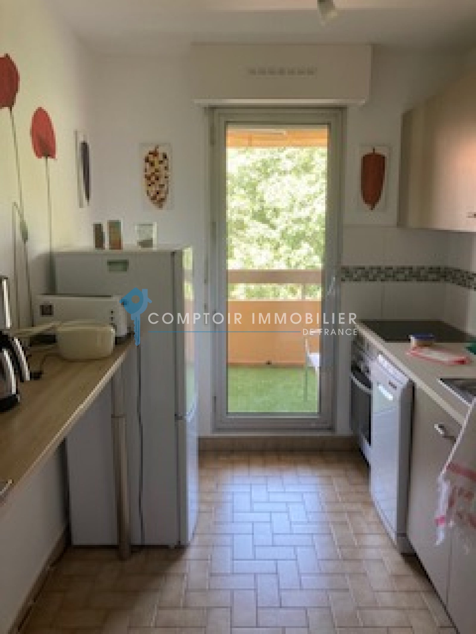 Appartement Place de la Bouquerie à Nîmes