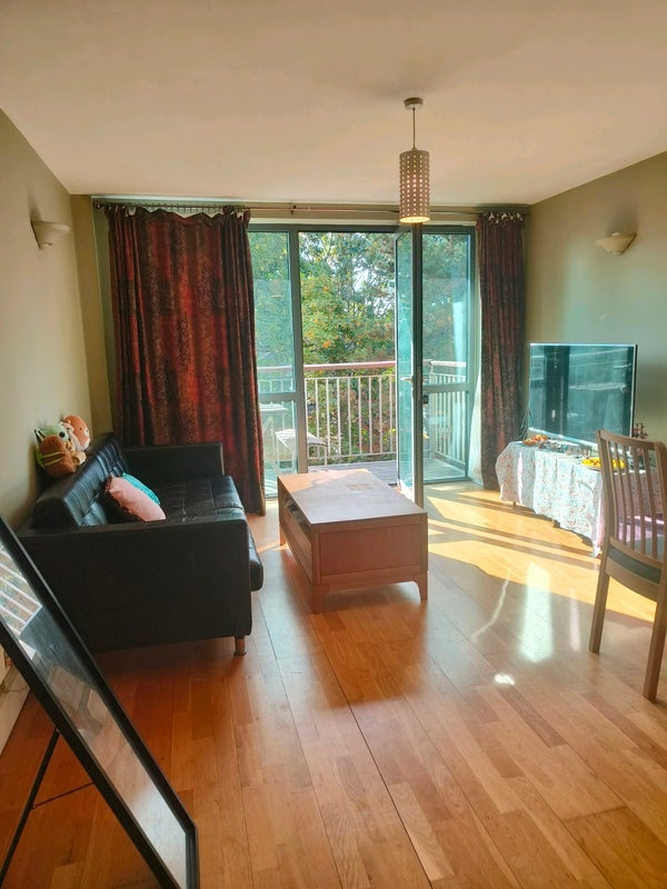 Room Chapter Way in Greater London