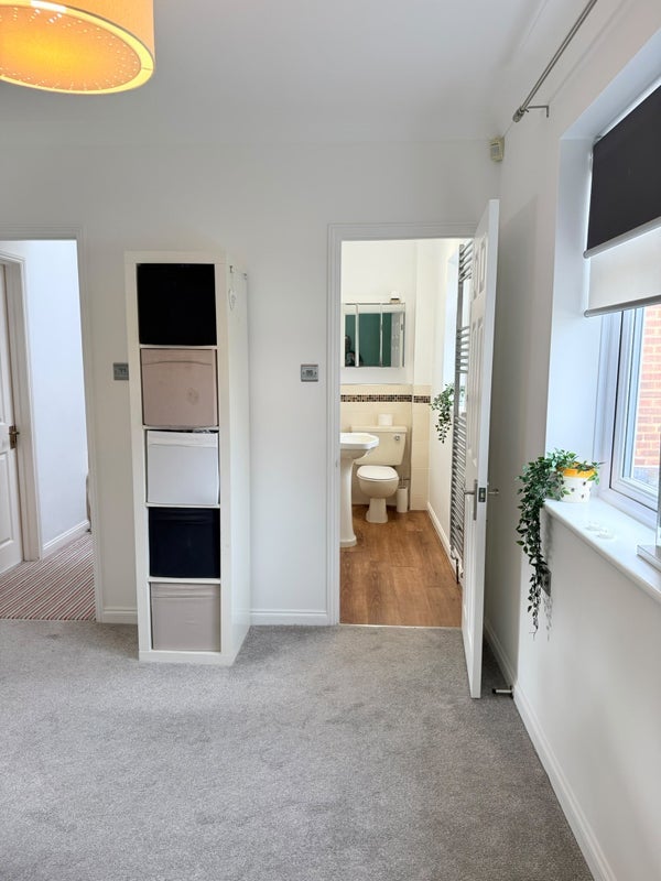 Room Queenswood Avenue in Bournemouth