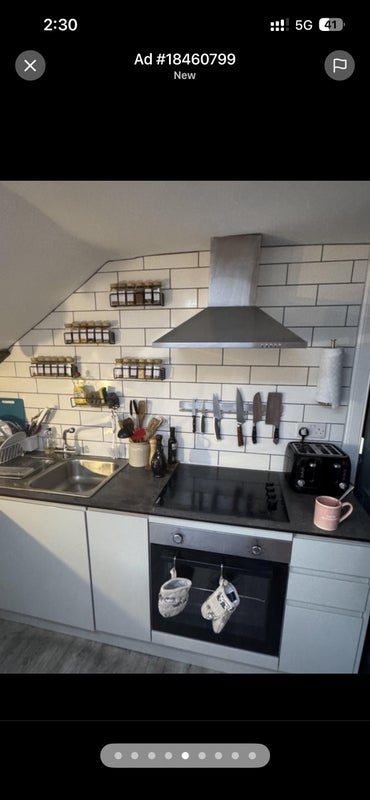 Room Nicolson Square in City of Edinburgh
